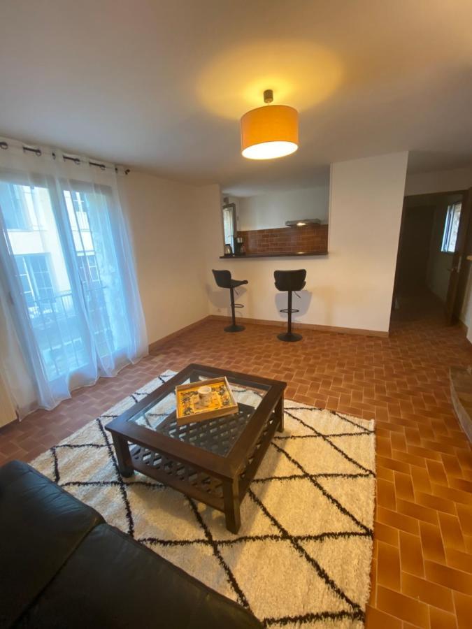 Charmant Appartement Au Coeur Du Village Tourrettes-sur-Loup Exterior foto
